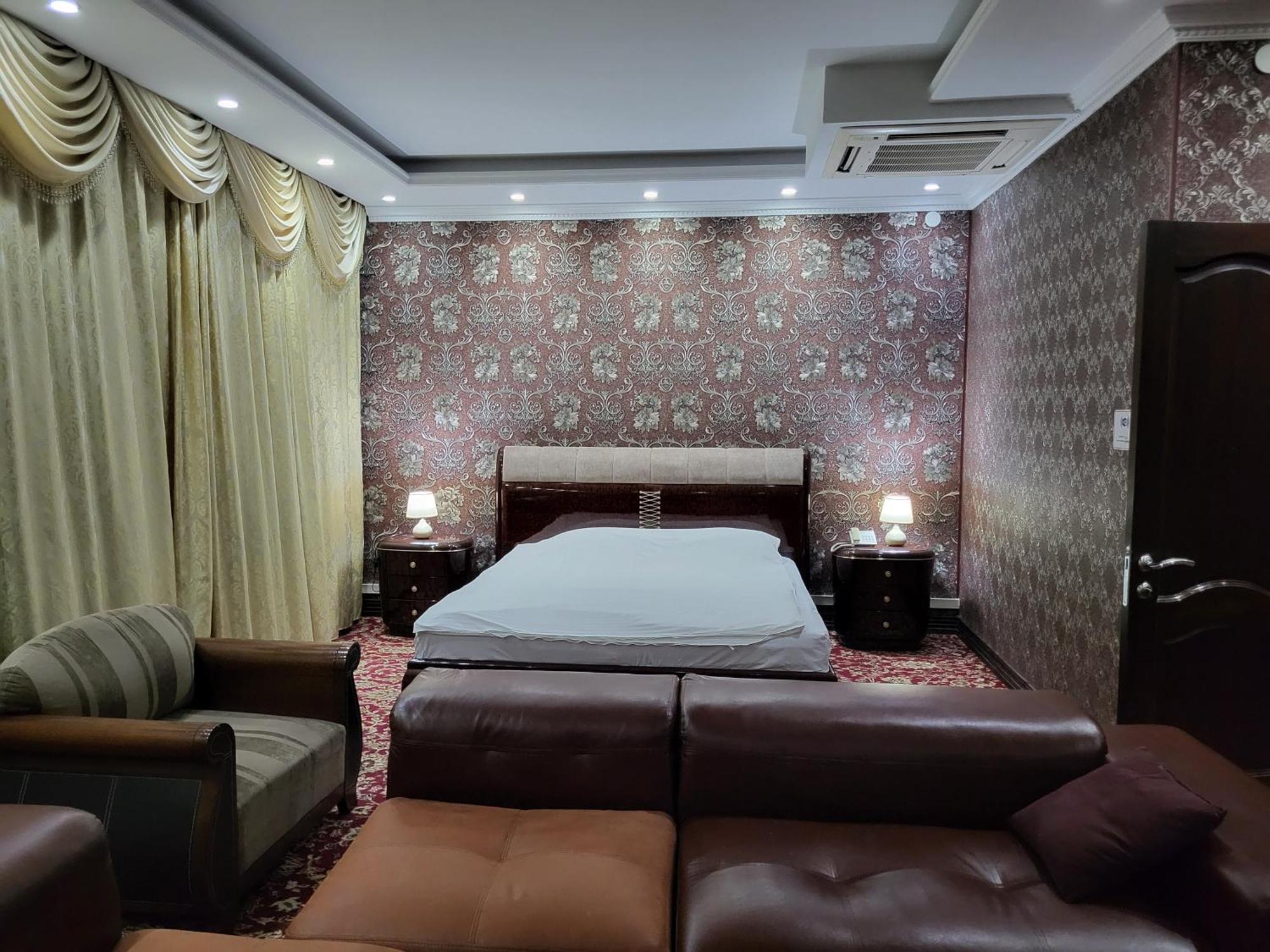Seoul Hotel Schymkent Exterior foto