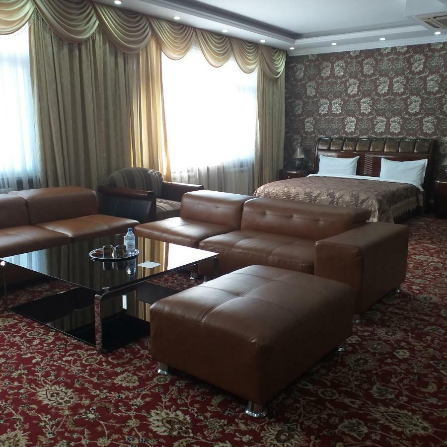 Seoul Hotel Schymkent Exterior foto