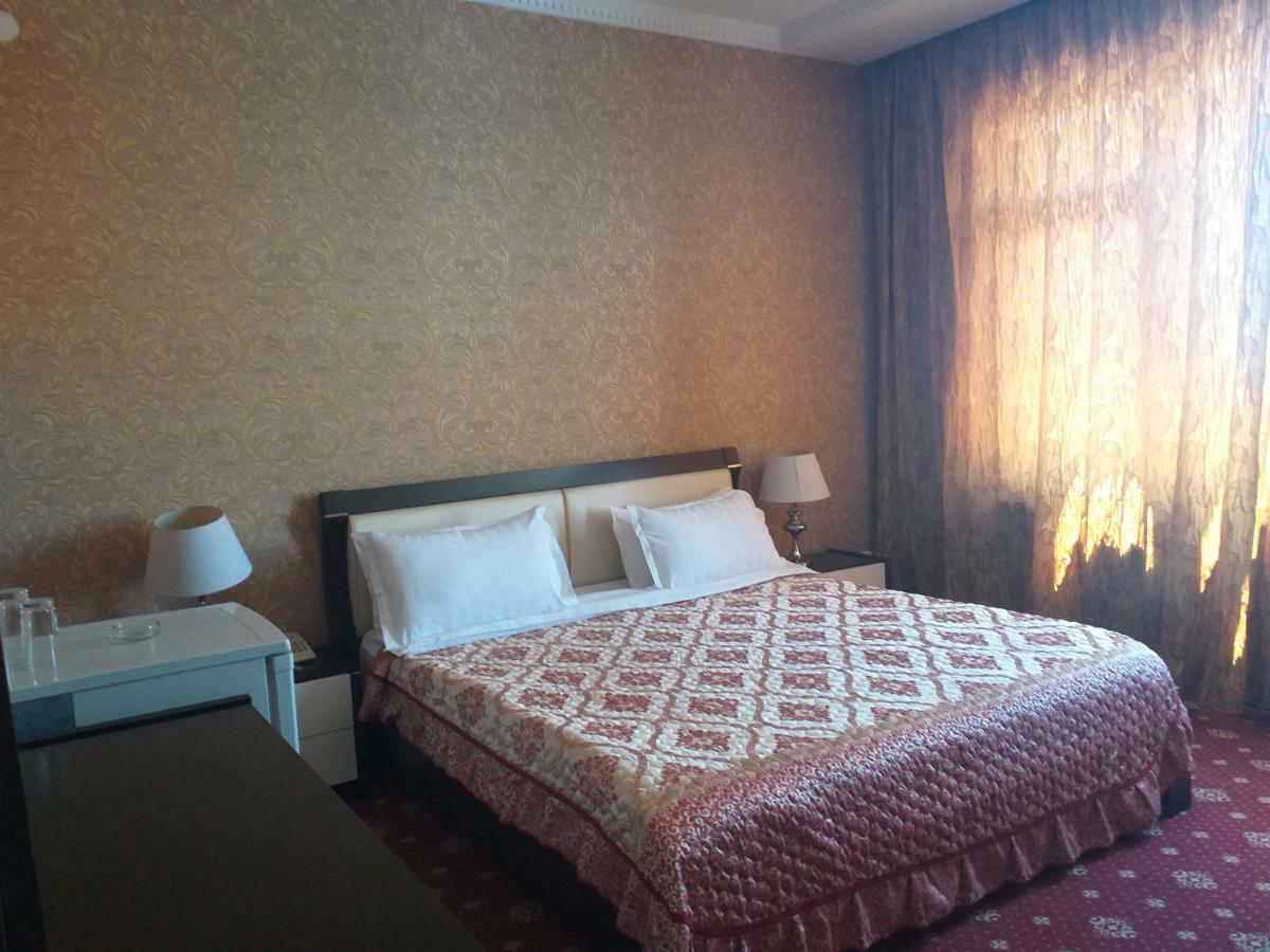Seoul Hotel Schymkent Exterior foto