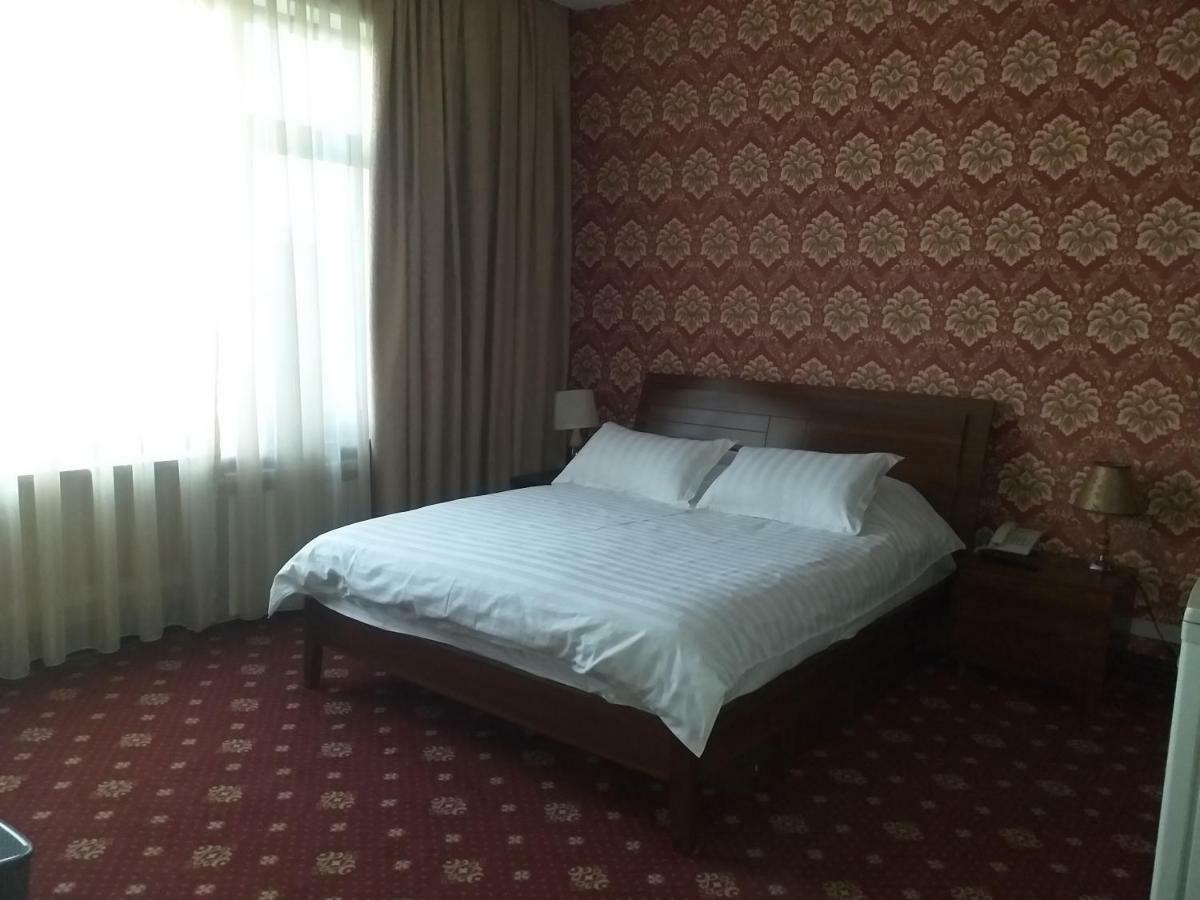 Seoul Hotel Schymkent Exterior foto