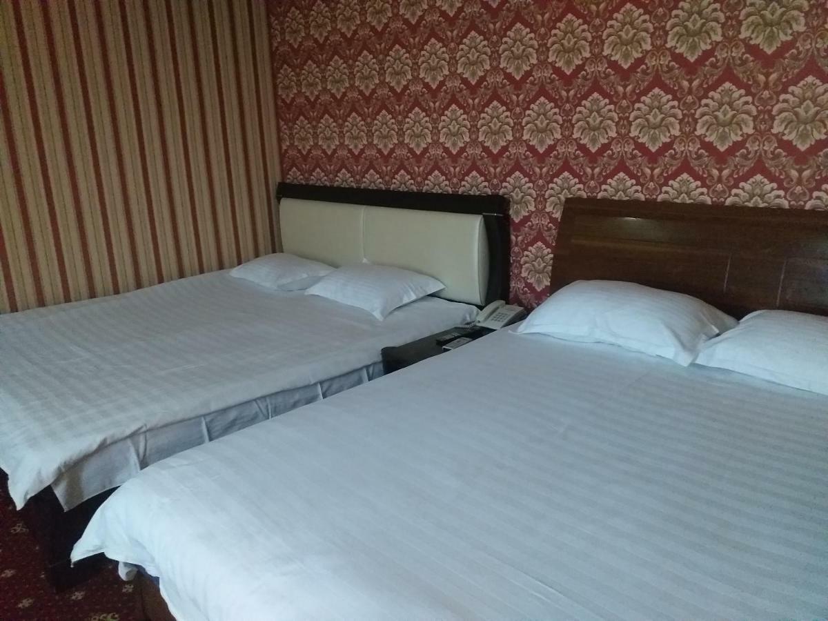 Seoul Hotel Schymkent Exterior foto